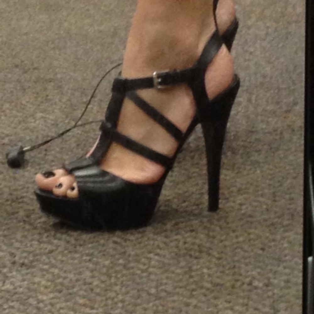 Guess black platform heeled sandal